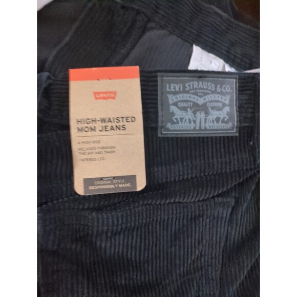 Levi's Corduroy Mom Jeans Women High-Waisted Size 30x30 Black Tapered Leg - Picture 10 of 13